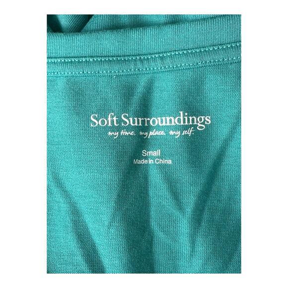 Soft Surroundings Top Womens Small Tidal Wave Green Blue Etoile Pleated‎ Hem Tee - Picture 6 of 7